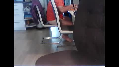 budapestgrandpa online show from September 22, 2025, 9:33 am