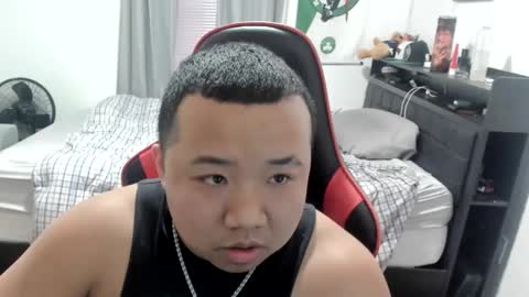 buffsexyman24 online show from February 21, 2025, 10:26 pm