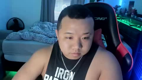 buffsexyman24 online show from March 1, 2025, 9:48 pm