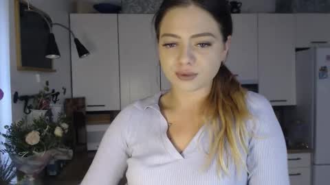 Buffy online show from September 17, 2025, 6:59 am