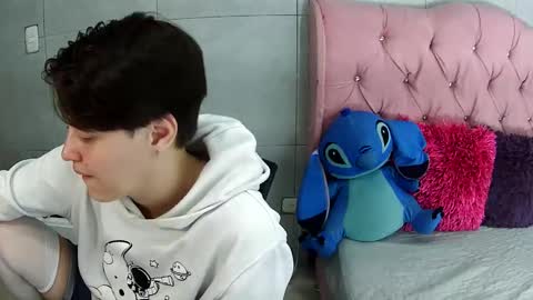 bug2025 online show from December 19, 2025, 11:56 pm