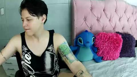 bug2025 online show from December 23, 2025, 2:53 am