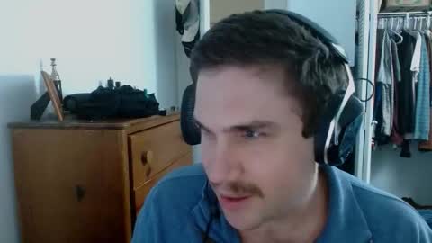 bukkaking online show from December 4, 2025, 3:16 am