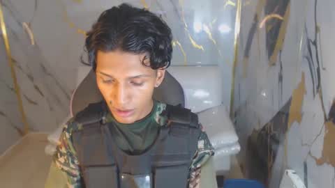 bull_cam online show from October 13, 2025, 6:41 pm