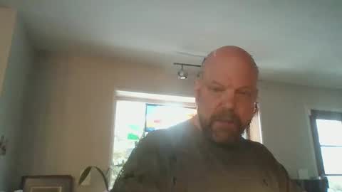 bulldog302w online show from January 19, 2025, 5:18 pm