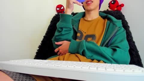 Tonny online show from February 20, 2025, 10:04 pm