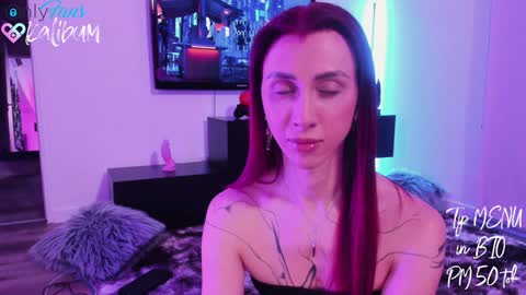 Snapshot of bumbum_kalibum chatting on February 4, 2025, 5:31 am Ivan online show from February 4, 2025, 5:31 am