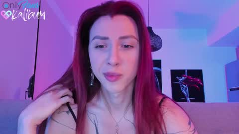 Snapshot of bumbum_kalibum chatting on February 10, 2025, 3:13 am Ivan online show from February 10, 2025, 3:13 am