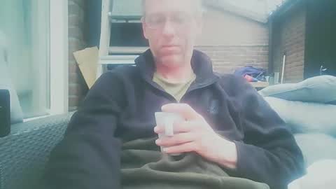 Dutch cock online show from April 5, 2026, 6:54 am