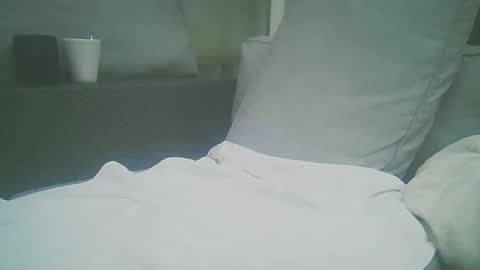 Dutch cock online show from April 28, 2026, 6:07 am