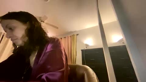 bunnibaby333 online show from April 21, 2026, 2:26 am