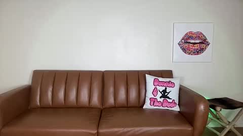 BUNNIE and THE DUDE TheLebowskis online show from January 4, 2025, 3:40 am