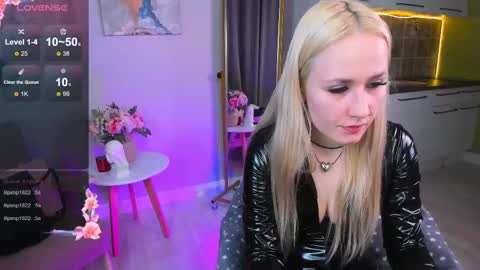 Sasha  online show from March 4, 2025, 7:43 pm