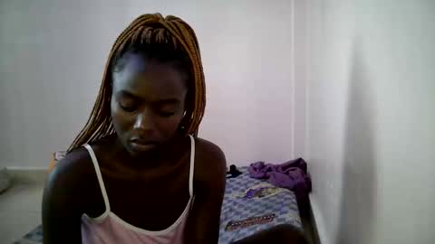 Snapshot of bunny_bliss1 chatting on May 25, 2026, 7:14 am bunny_bliss1 online show from May 25, 2026, 7:14 am