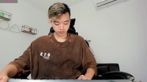 bunny online show from February 24, 2025, 12:26 pm