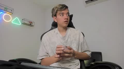 bunny online show from March 9, 2025, 12:31 pm