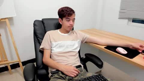 bunny online show from November 27, 2025, 12:40 pm