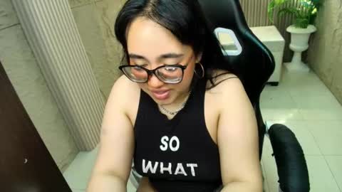 bunny_mich_r online show from March 6, 2026, 7:54 pm