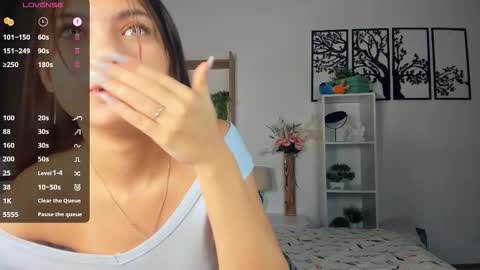 Aria online show from October 16, 2025, 8:15 am