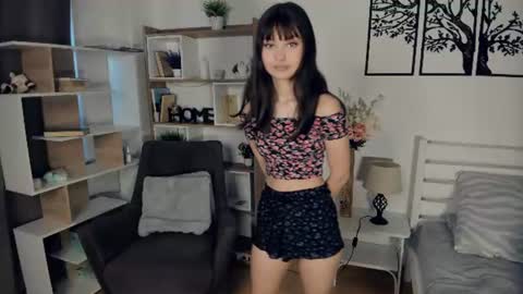 Snapshot of bunny_nova chatting on June 25, 2026, 9:03 am Aria online show from June 25, 2026, 9:03 am