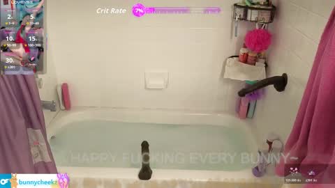 Tokki  bunny  online show from April 3, 2026, 11:25 pm