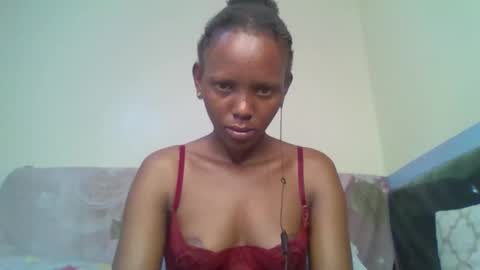 bunnydiva_ online show from October 23, 2025, 8:35 am