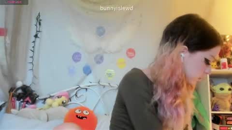 Snapshot of bunnyislewd chatting on July 24, 2026, 4:21 am bunnyislewd online show from July 24, 2026, 4:21 am