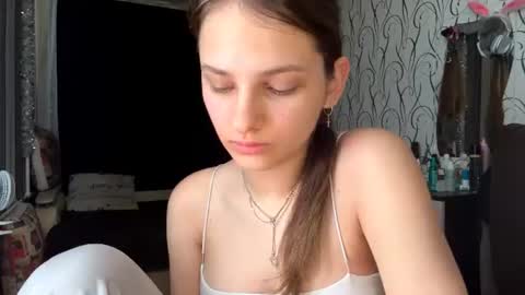 Bella online show from June 23, 2026, 7:17 am