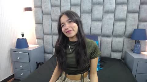 bunny online show from October 21, 2025, 5:02 pm