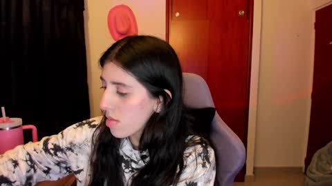 Jess online show from December 17, 2024, 12:12 am