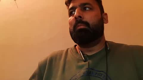 Hairy Arabian online show from January 12, 2025, 1:05 pm