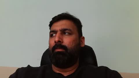 Hairy Arabian online show from January 28, 2025, 3:35 pm