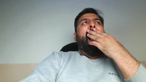 Hairy Arabian online show from February 8, 2025, 7:49 pm