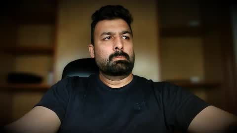 Hairy Arabian online show from October 5, 2025, 12:20 am