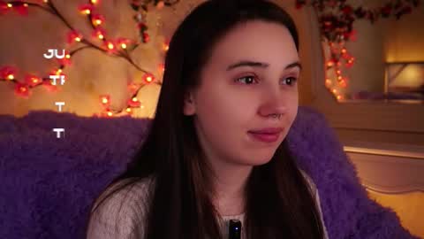 Jessica online show from November 22, 2025, 3:27 am