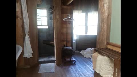 LostSingledad online show from September 30, 2025, 6:46 pm