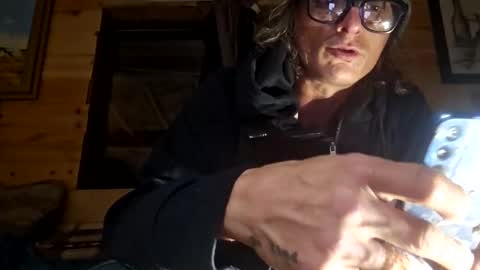 LostSingledad online show from March 29, 2026, 8:14 am