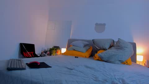 Larisa online show from March 1, 2026, 7:54 am