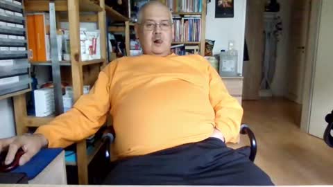 Snapshot of busibaer666 chatting on June 14, 2026, 3:25 pm busi online show from June 14, 2026, 3:25 pm