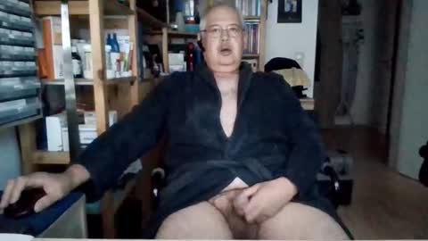 Snapshot of busibaer666 chatting on July 5, 2026, 3:34 am busi online show from July 5, 2026, 3:34 am