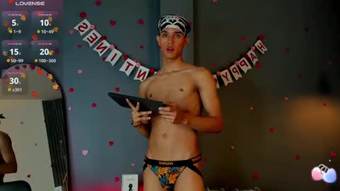 Buster independent model online show from February 12, 2025, 10:24 am