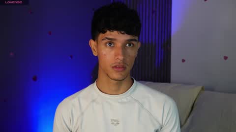 Buster independent model online show from February 26, 2025, 8:04 am