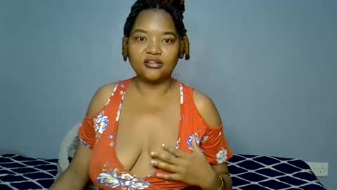 Snapshot of busty_kenzi chatting on June 28, 2026, 6:19 am busty kenzi online show from June 28, 2026, 6:19 am