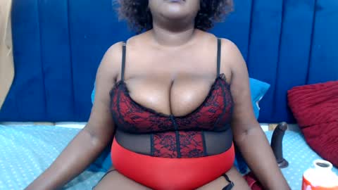 Snapshot of bustychocx chatting on August 4, 2026, 10:34 pm bustychocx online show from August 4, 2026, 10:34 pm