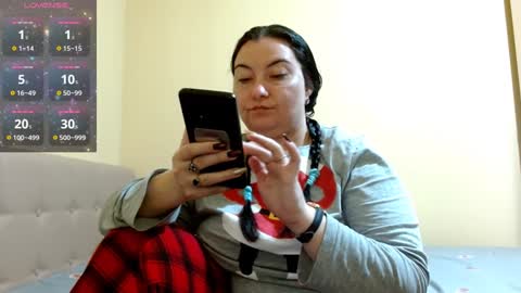 Emma online show from February 4, 2025, 7:00 pm