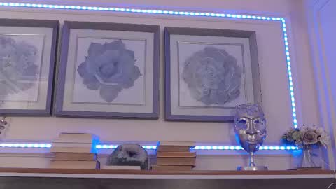      online between 6AM and 2PM EET almost everyday. online show from November 4, 2025, 6:23 am