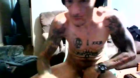 Snapshot of butnekked4u chatting on July 1, 2026, 9:58 pm butnekked4u online show from July 1, 2026, 9:58 pm