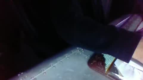 butslutt2 online show from March 11, 2026, 11:05 am