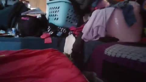 butt_truckin online show from December 5, 2025, 7:54 pm