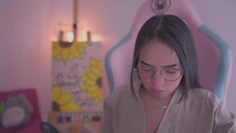 zafiro online show from November 24, 2025, 6:51 pm